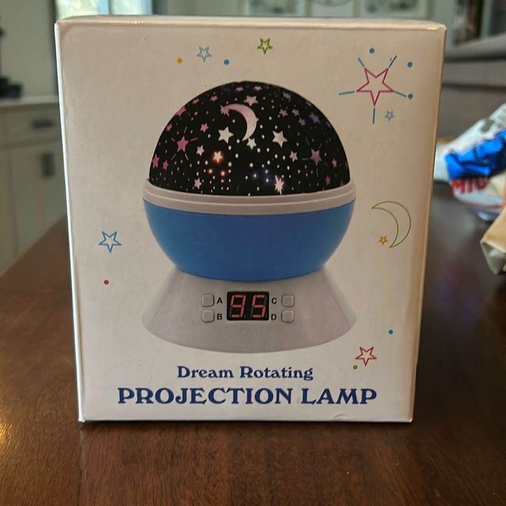 Dream rotating projection lamp